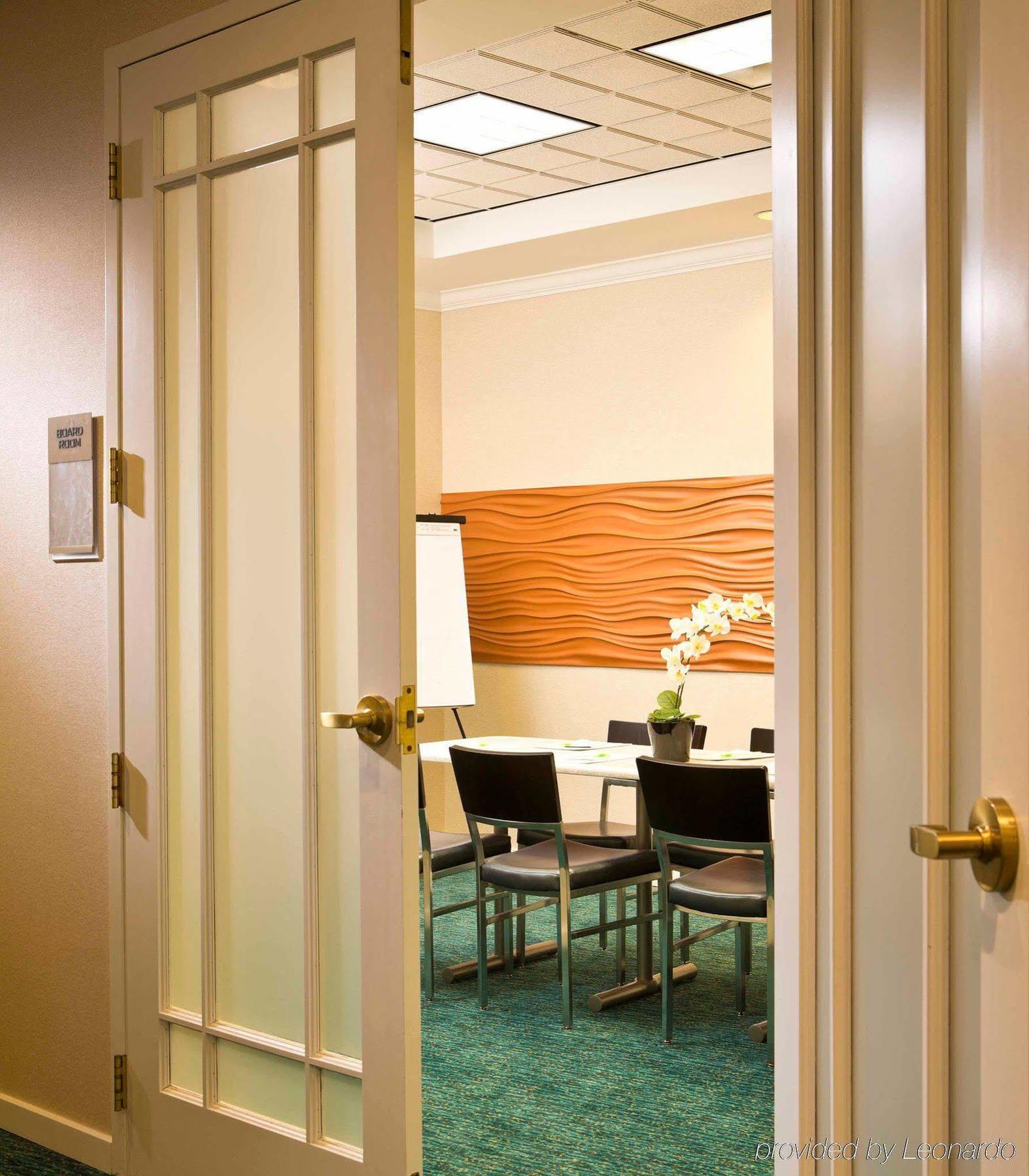 Springhill Suites By Marriott Фэрбанкс Экстерьер фото