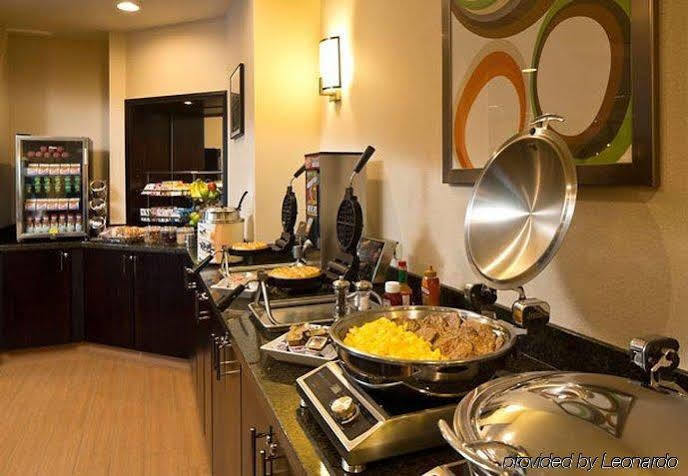 Springhill Suites By Marriott Фэрбанкс Экстерьер фото